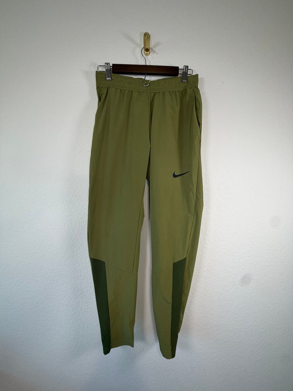 Nike Men's Pro Dri-FIT Flex Vent Max Training Pants Tapered Olive Green Sm